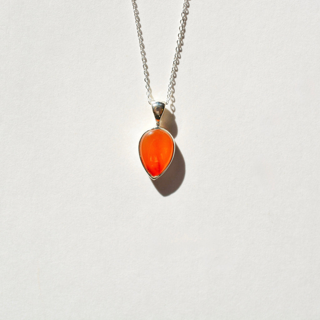 Bezel Set Polished Carnelian Necklace