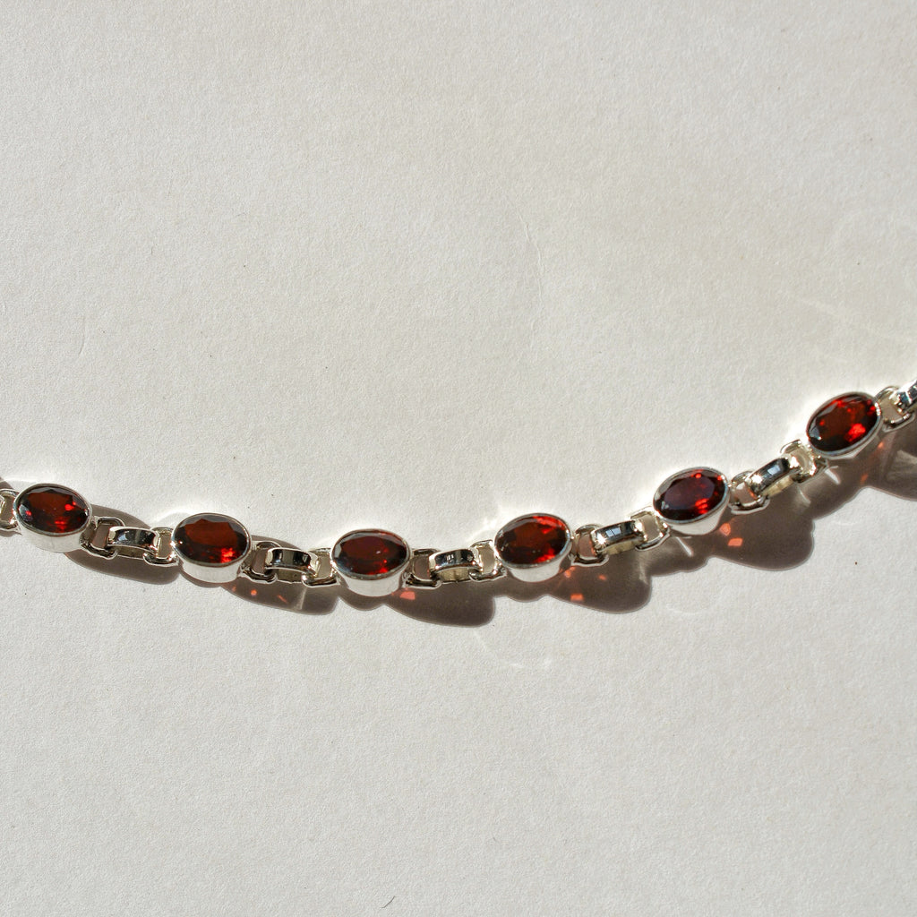 Luminous Stations Necklace – Garnet