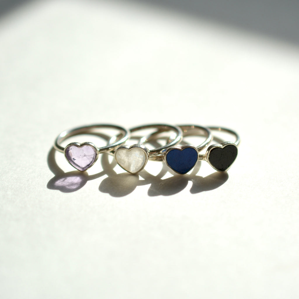 Dainty Heart Ring