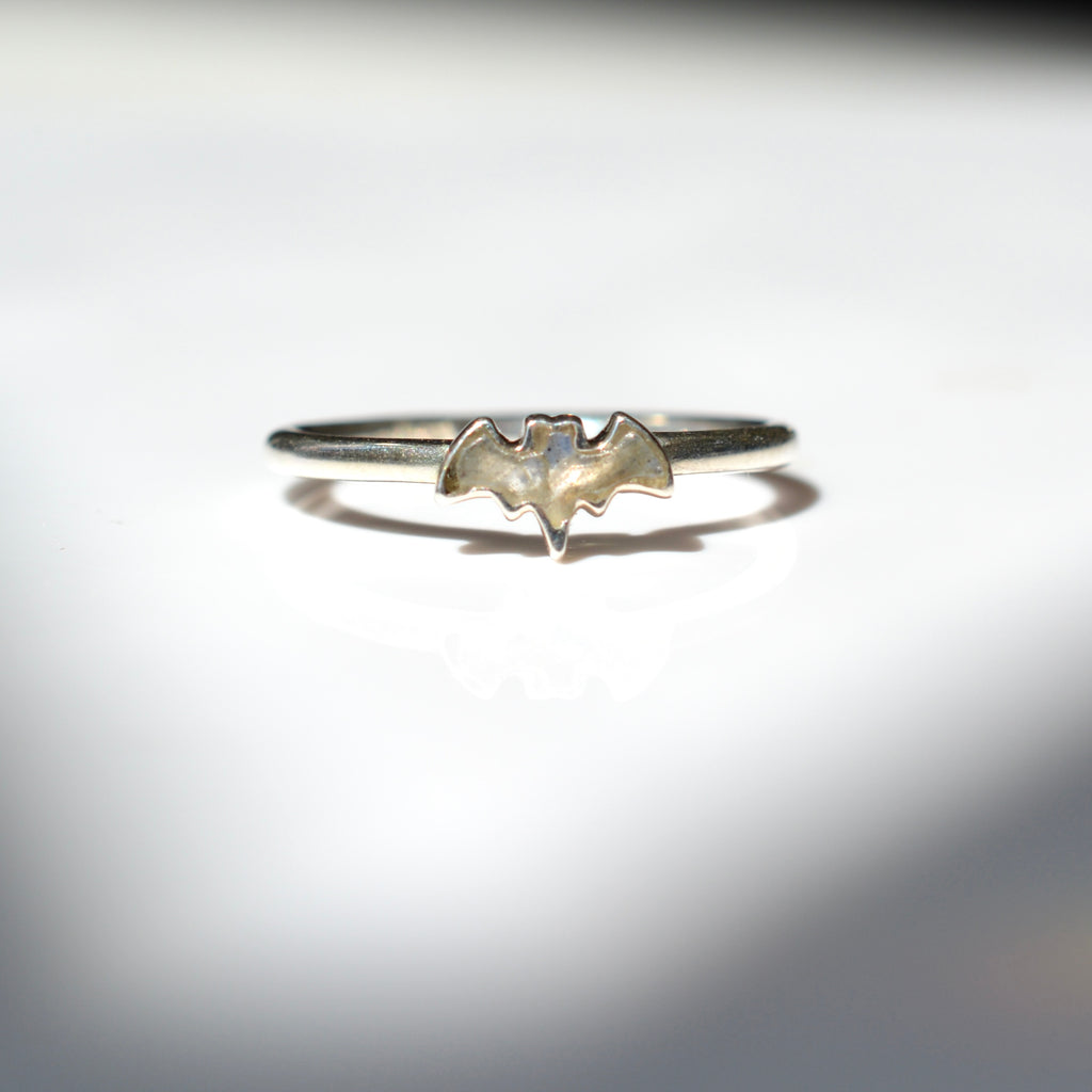 Tiny Bat Ring - Labradorite