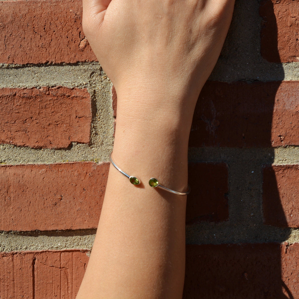 Sterling Silver Faceted Peridot Bangle