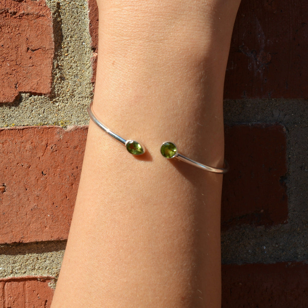 Sterling Silver Faceted Peridot Bangle